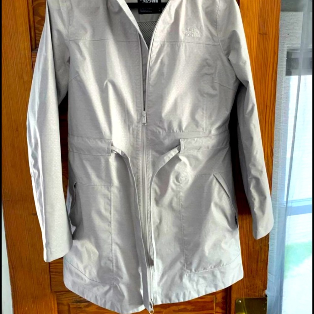 Grey North Face Women’s Trench Coat.